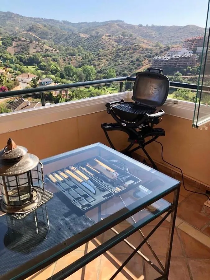 Spacious Apartment Near To Nikki Beach Marbella Hiszpania