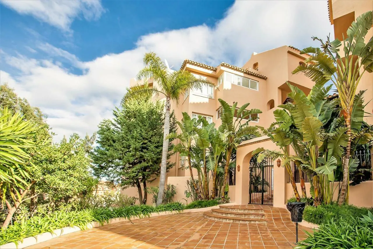 Spacious Apartment Near To Nikki Beach Marbella