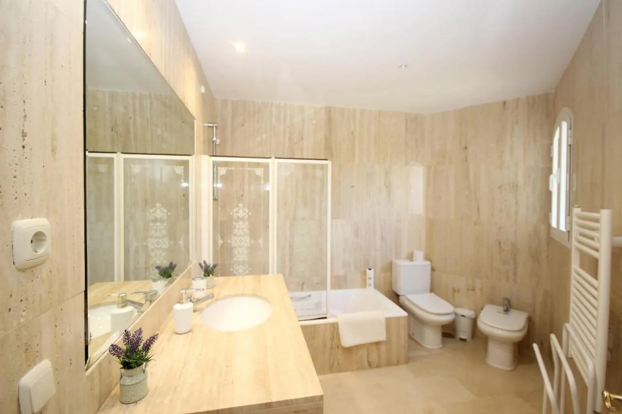 Spacious Apartment Near To Nikki Beach Marbella Spain