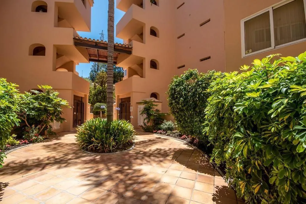 Spacious Apartment Near To Nikki Beach Marbella